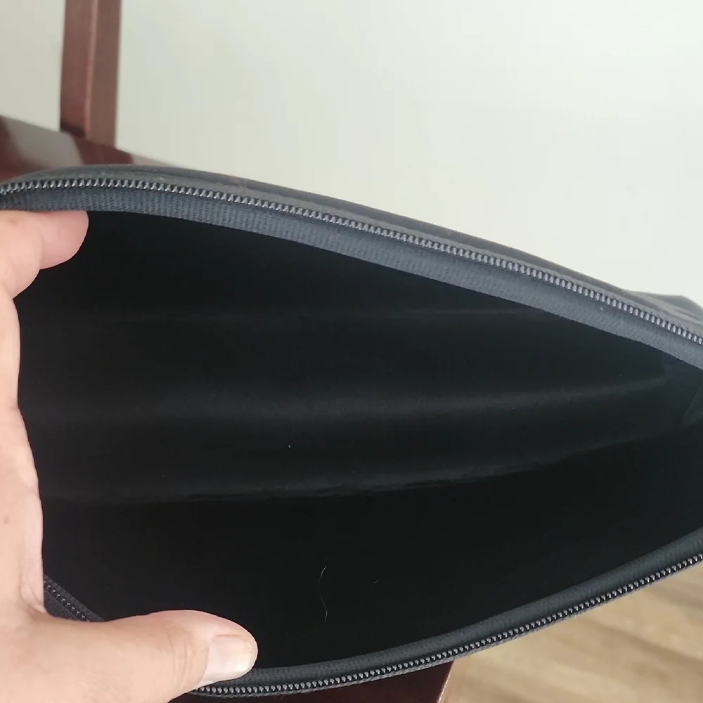 SKIMS Black Neoprene Cosmetic Bag Travel Makeup Toiletry Pouch Minimalist